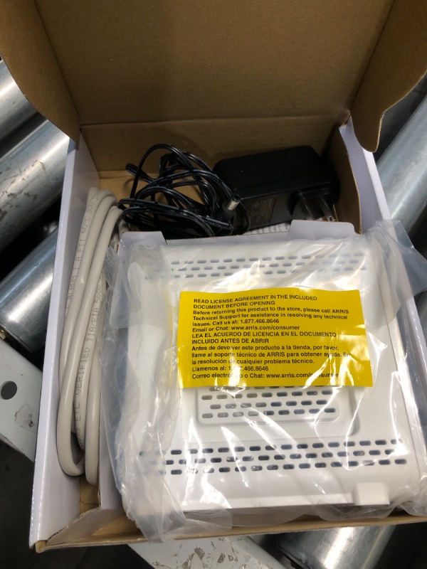 Photo 1 of ARRIS® Surfboard® SB6190 Cable Modem, White