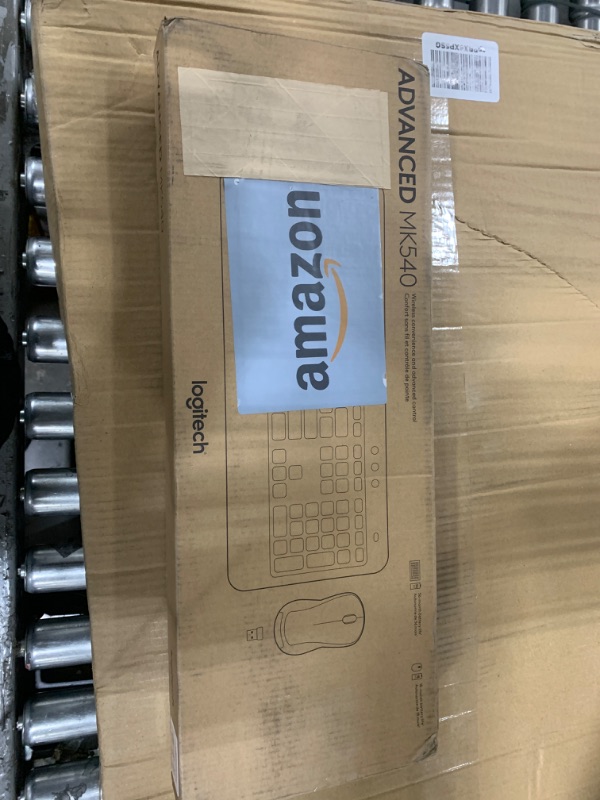 Photo 1 of Logitech MK540 Advanced Wireless Keyboard and Mouse Combo for Windows, 2.4 GHz Unifying USB-Receiver, Multimedia Hotkeys, 3-Year Battery Life, for PC, Laptop