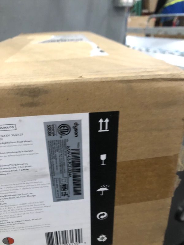 Photo 1 of Dyson Airwrap™ Multi-Styler Complete Long Diffuse for Curly and Coily Hair