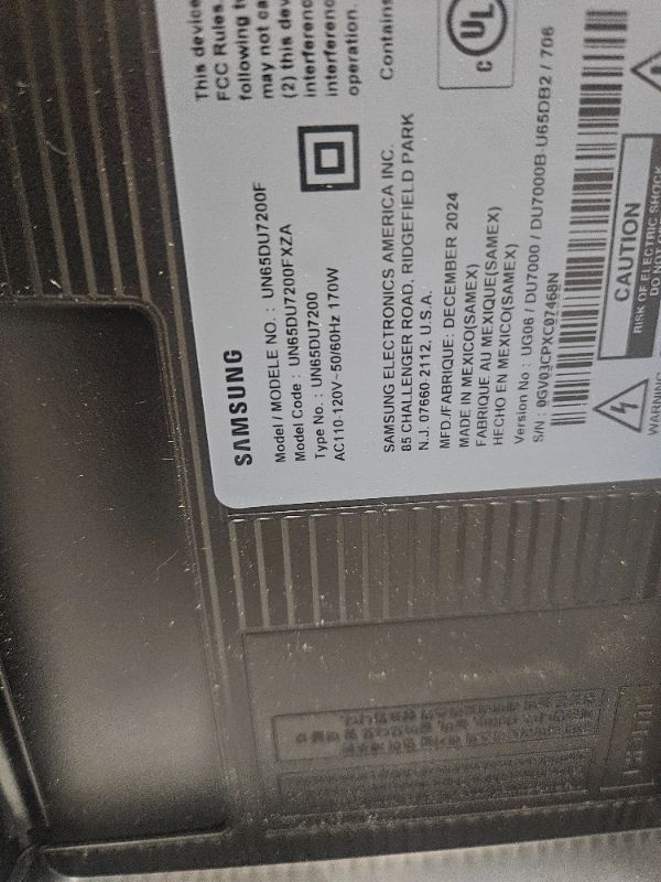 Photo 1 of ** BROKEN SCREEN, FINAL SALE ** SAMSUNG 65-Inch Class Crystal UHD 4K DU7200 Series HDR Smart TV w/Object Tracking Sound Lite, PurColor, Motion Xcelerator, Mega Contrast, Q-Symphony (UN65DU7200, 2024 Model)