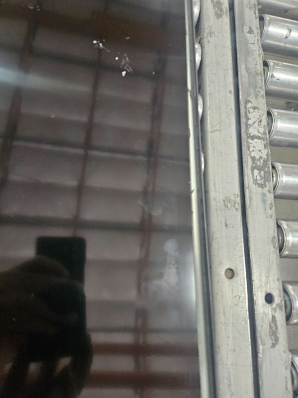 Photo 1 of ** SCREEN DAMAGE, FINAL SALE ** VIZIO 40-inch Full HD 1080p Smart TV with DTS Virtual: X, Alexa Compatibility, Google Cast Built-in, Bluetooth Headphone Capable, (VFD40M-08 New)