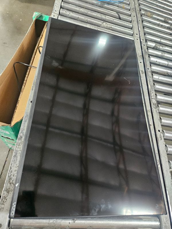 Photo 1 of ** SCREEN DAMAGE, FINAL SALE ** VIZIO 40-inch Full HD 1080p Smart TV with DTS Virtual: X, Alexa Compatibility, Google Cast Built-in, Bluetooth Headphone Capable, (VFD40M-08 New)
