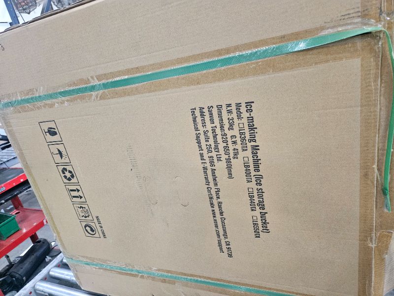 Photo 1 of ***PARTS ONLY***VEVOR Commercial Ice Maker, 360LBS/24H Ice Making Machine with 330.7LBS Large Storage Bin, 700W Auto Self-Cleaning Ice Maker Machine with 3.5-inch LED Panel for Bar Cafe Restaurant Business