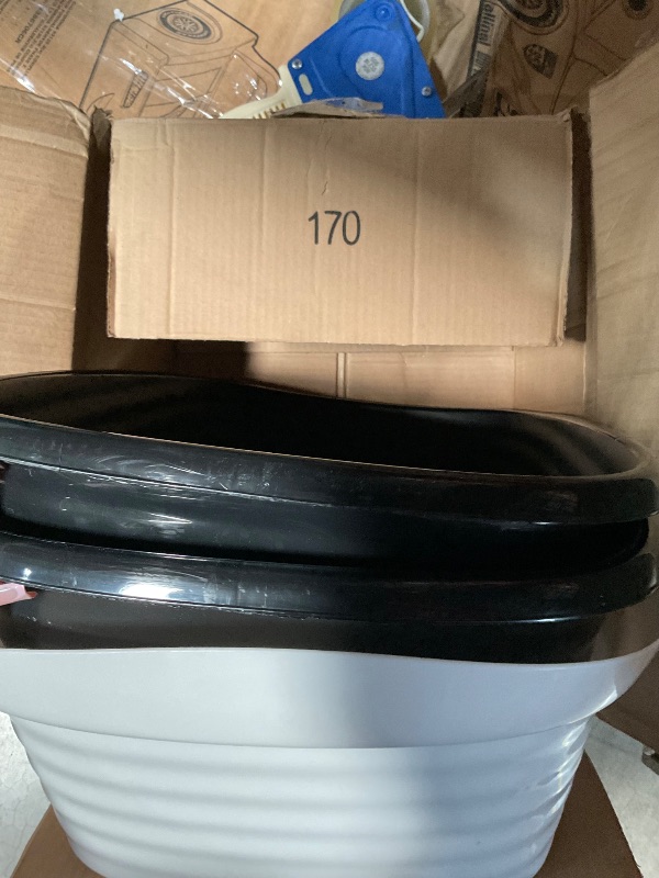 Photo 1 of Arm & Hammer Cat Boxes for Indoor Cats with Microban, Sifting Litter Box, Scoop Free Cat Litter Tray, USA Made
