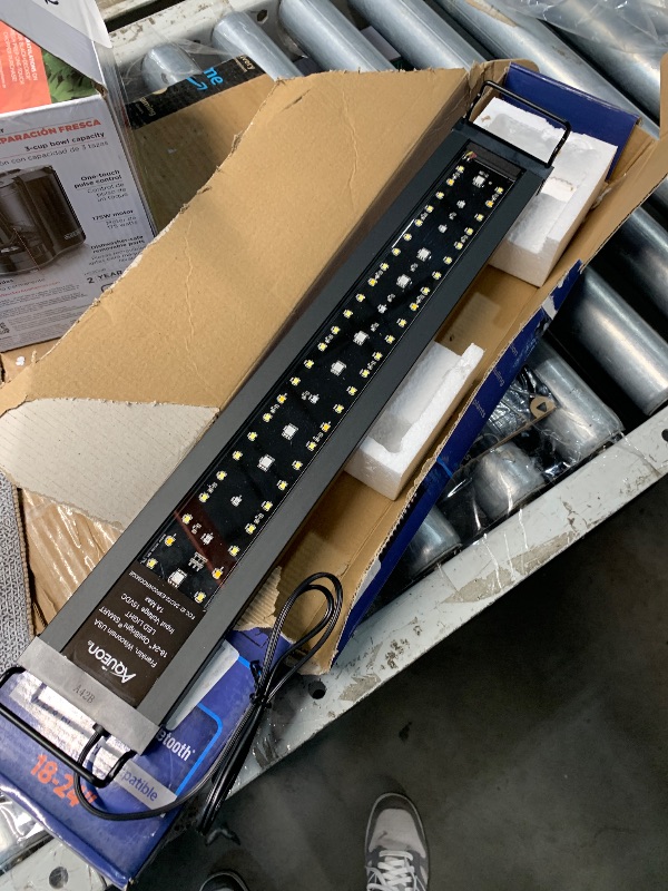 Photo 1 of (UNTESTED) Aqueon OptiBright Smart LED Light Fixture, Wi-Fi and Bluetooth Compatible, Adjustable, for Freshwater and Saltwater Aquariums, 18-24 inches
