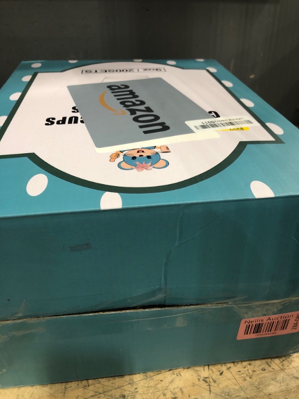 Photo 1 of 200 PACK 9 oz Clear Plastic Cups with Flat Lids