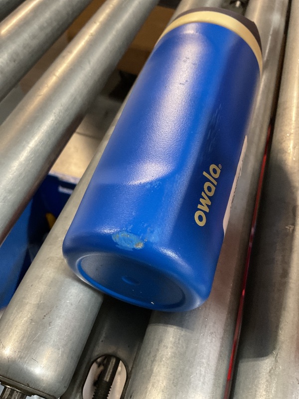 Photo 1 of (Used)(damaged)Owala Kids FreeSip Insulated Stainless Steel Water Bottle with Straw for Sports, Travel, and School, BPA-Free Sports 