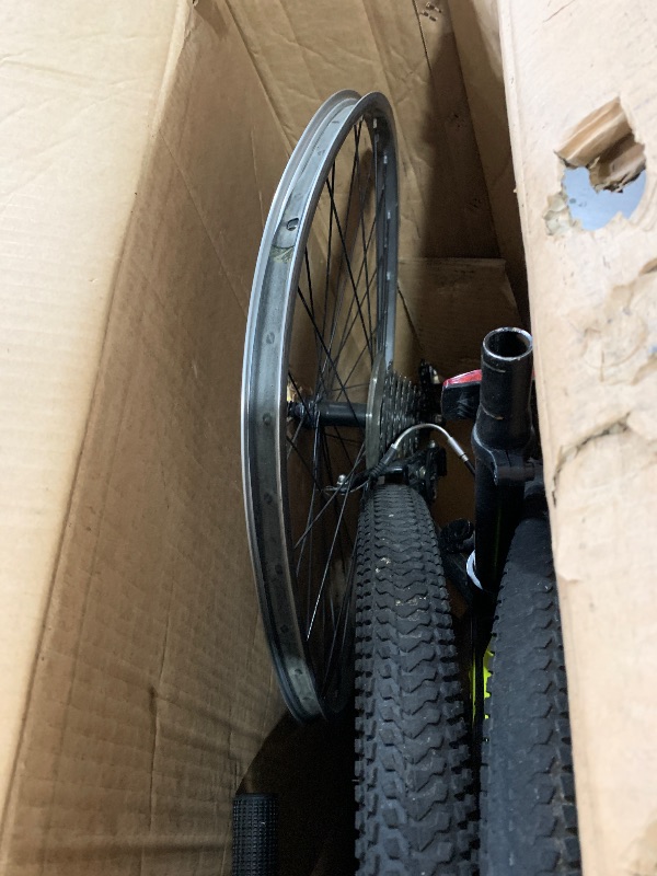 Photo 1 of (damaged) (sold for parts) (repair) HH HILAND 24 26 inch Mountain Bike for Men Women, 21 Speeds High-Carbon Steel Frame