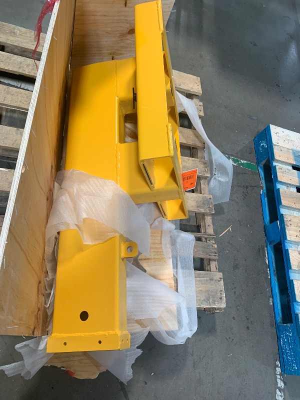 Photo 1 of ***FINAL SALE BASE ONLY AS SHOWN IN PHOTOS*** YITAMOTOR Fork Mounted Telescoping Crane Jib Boom 5500lb Lift Capacity, Manual Telescopes 31in-79in for Warehouse or Factories