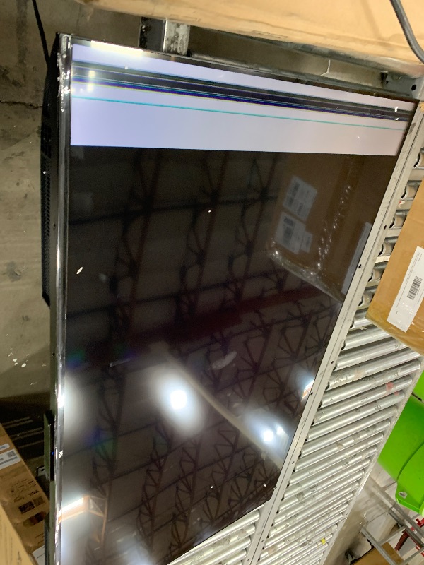 Photo 1 of ******************SCREEN SMASHED, NON-FUCNTIONAL******************

TCL 55-Inch Class S5 UHD 4K LED Smart TV with Fire TV (55S551F, 2024 Model), Dolby Vision, HDR PRO+, Dolby Atmos, Alexa Built-in with Voice Remote, Apple AirPlay 2 Compatibility, Streamin