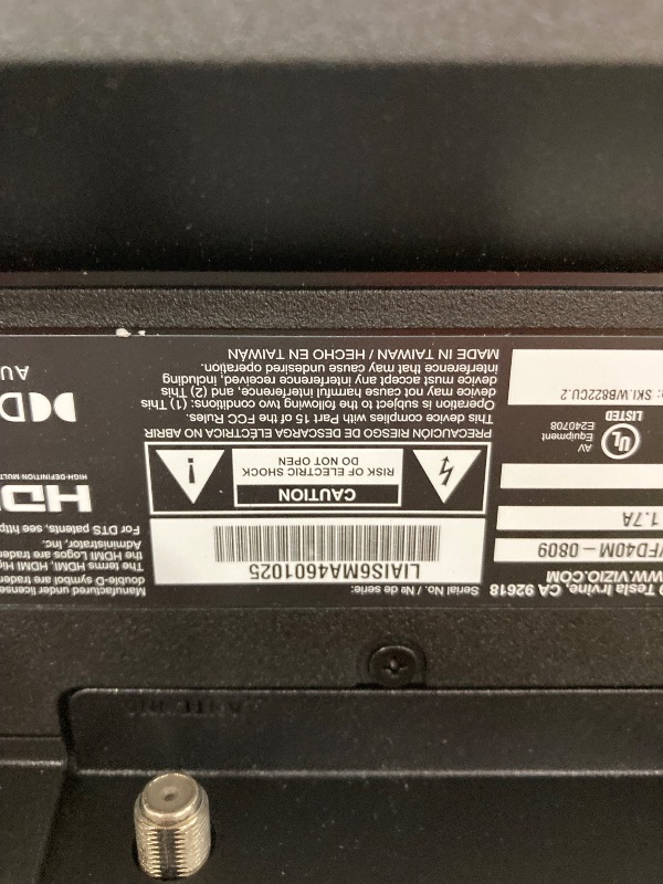 Photo 1 of **SMASHED SCREEN FINAL SALE**VIZIO 40-inch Full HD 1080p Smart TV with DTS Virtual: X, Alexa Compatibility, Google Cast Built-in, Bluetooth Headphone Capable, (VFD40M-08 New)