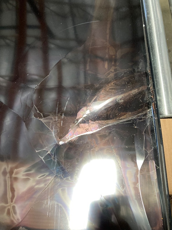 Photo 1 of **SMASHED SCREEN FINAL SALE**55' Class 4K HDR LED Select Series Smart TV - 55R4A5R