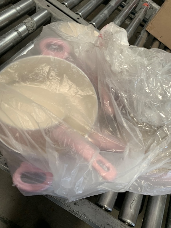 Photo 1 of GreenLife Soft Grip 16 Piece Cookware Set, Non-Toxic PFAS-Free Ceramic Nonstick, Frying, Sauce, Saute, Utensils, Glass Lids, Stay-Cool Handles, Wobble Free, Dishwasher & Oven Safe, Soft Pink