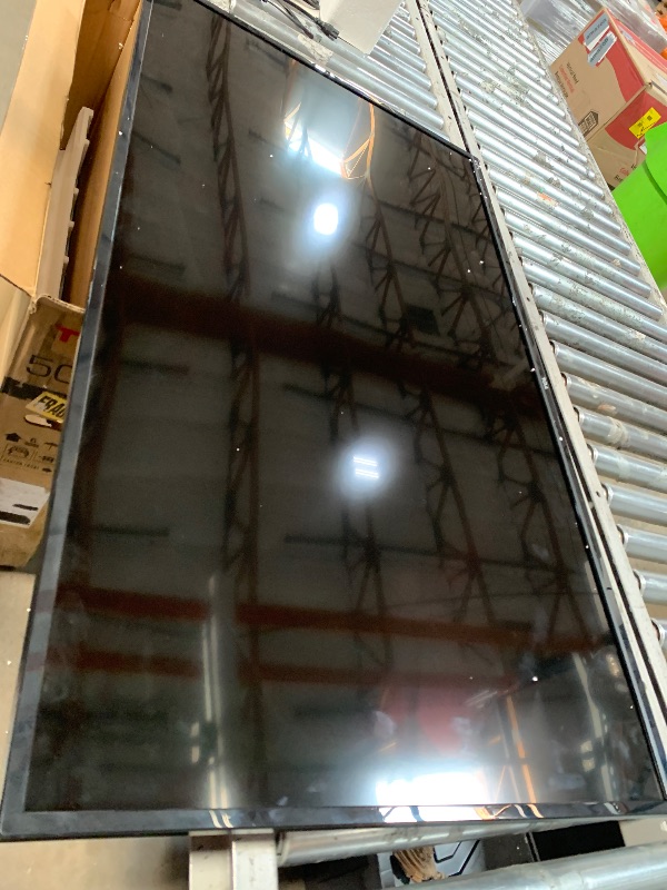 Photo 1 of ***********SCREEN DAMAGED, NON-FUNCTIONAL, FINAL SALE*************

TCL 50S425 50 Inch 4K Smart LED Roku TV (2019)