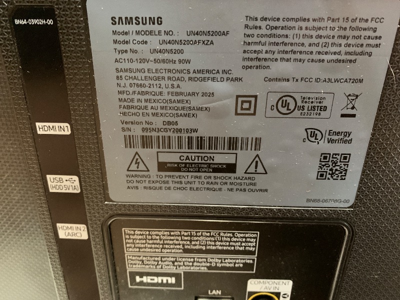 Photo 1 of **************HEAVILY DAMAGED, NON-FUNCTIONAL, FINAL SALE****************

SAMSUNG 40-inch Class LED Smart FHD TV 1080P (UN40N5200AFXZA, 2019 Model), Black