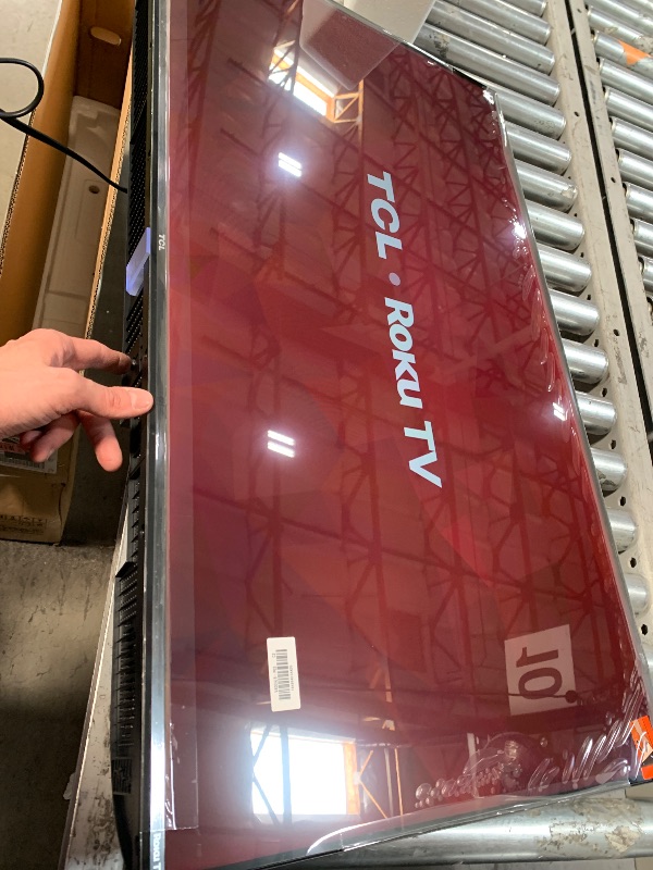 Photo 1 of ***READ BEFORE BIDDING***
TCL 40-Inch Class S3 1080p LED Smart TV with Roku TV (40S350R