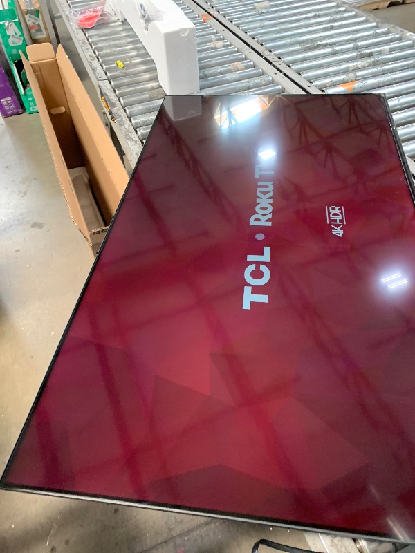 Photo 1 of *************HAS A THIN VERTICAL LINE OF DEAD PIXELS*************

TCL 50-Inch Class S4 4K LED Smart TV with Roku TV (50S450R, 2023 - Model), Dolby Vision, HDR, Dolby Atmos, Works with Alexa, Google Assistant and Apple HomeKit Compatibility, Streaming UHD