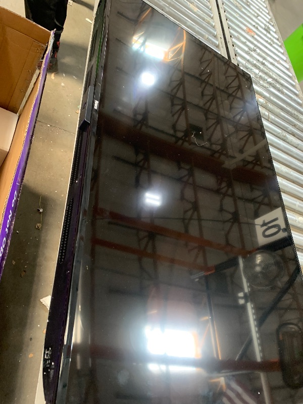 Photo 1 of *******************SCREEN DAMAGED, NON-FUNCTIONAL, FINAL SALE*******************

Roku Smart TV – 50-Inch Select Series 4K HDR RokuTV with Roku Enhanced Voice Remote, Brilliant 4K Picture, Automatic Brightness, & Seamless Streaming – Live Local News, Spor