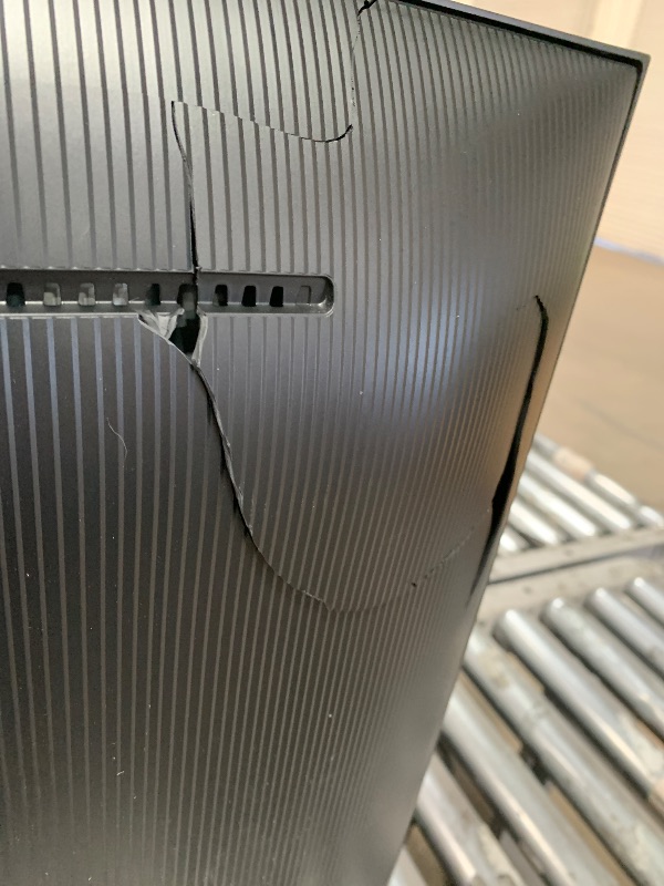 Photo 1 of *************HEAVILY DAMAGED, NON-FUNCTIONAL, FINAL SALE****************

SAMSUNG 43-Inch Class Crystal UHD 4K DU7200 Series HDR Smart TV w/Object Tracking Sound Lite, PurColor, Motion Xcelerator, Mega Contrast, Q-Symphony (UN43DU7200, 2024 Model)