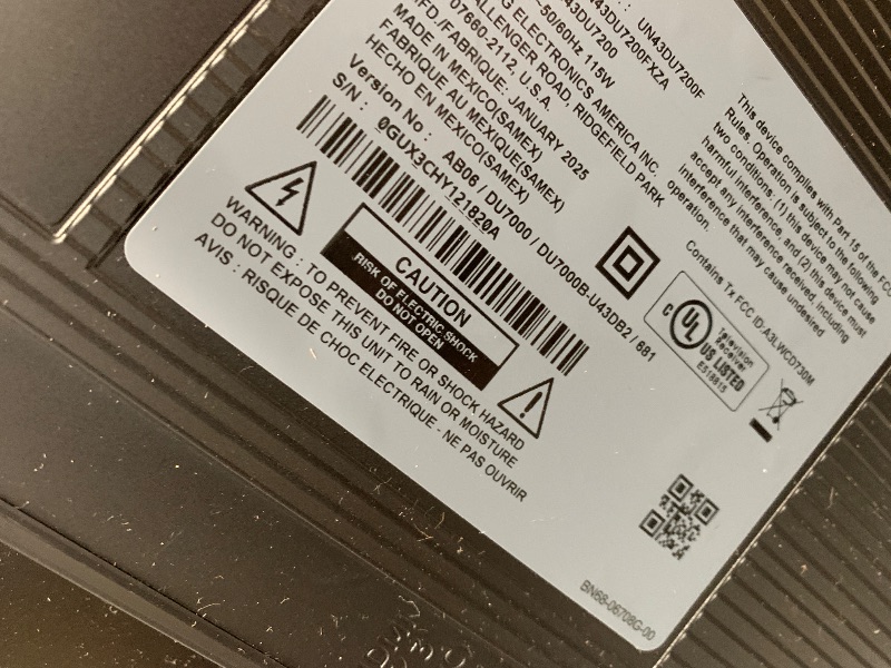 Photo 1 of *************HEAVILY DAMAGED, NON-FUNCTIONAL, FINAL SALE****************

SAMSUNG 43-Inch Class Crystal UHD 4K DU7200 Series HDR Smart TV w/Object Tracking Sound Lite, PurColor, Motion Xcelerator, Mega Contrast, Q-Symphony (UN43DU7200, 2024 Model)