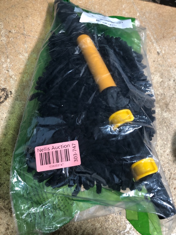 Photo 1 of 15° Curved Car Cleaning Brush with Telescopic Handle 43" Aluminum Alloy Long Rod Wash Mop For Washing Caravan Van Truck Boat RV Roof Soft Chenille Head Duster Clean Product Not Hurt Paint Scratch Free