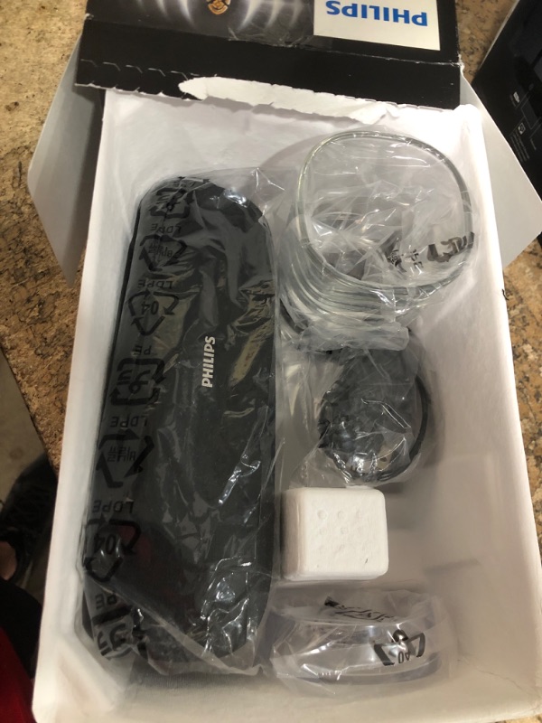 Photo 1 of ************USED*************

Philips Sonicare DiamondClean Smart 9500 Electric Toothbrush, Sonic Toothbrush with App, Pressure Sensor, Brush Head Detection, 5 Brushing Modes and 3 Intensity Levels, Black, Model HX9923/11