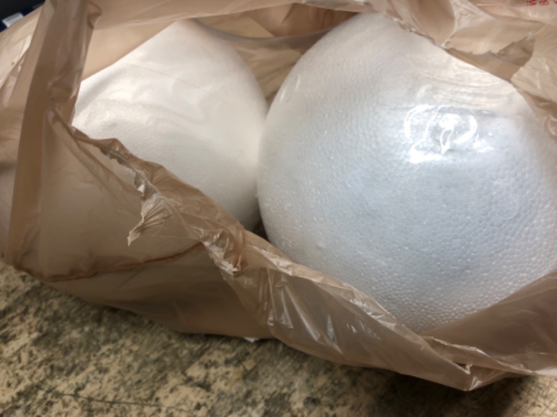 Photo 1 of 2 Pack Foam Balls for Crafts, 6-Inch Round White Polystyrene Spheres for DIY Projects, Ornaments, School Modeling, Drawing