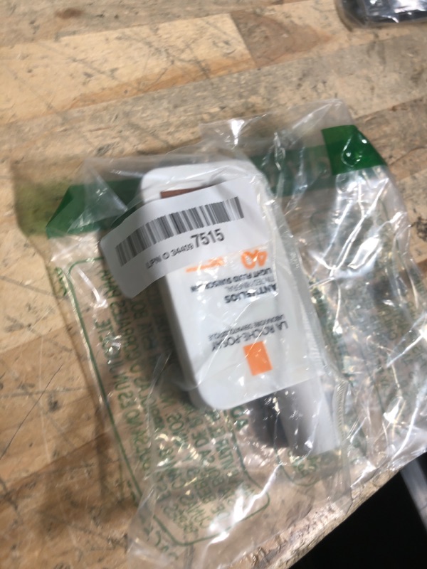 Photo 1 of La Roche-Posay Anthelios Tinted Sunscreen SPF 40+, Broad Spectrum SPF + Antioxidants, Titanium Dioxide & Zinc Oxide Sunscreen, 4 Flexible Shades With No White Cast, Oil Free & Oxybenzone Free