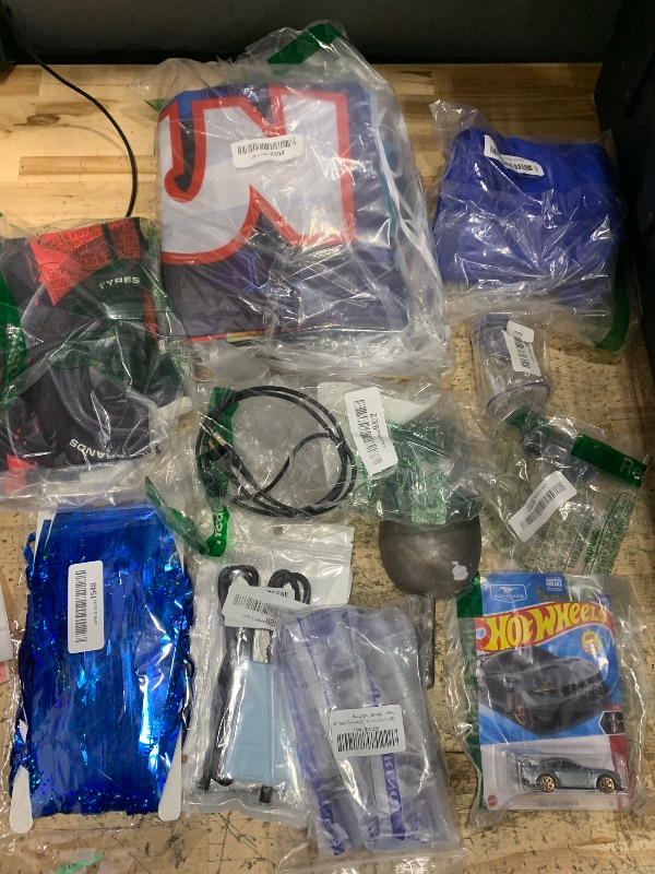 Photo 1 of ** SOLD AS IS BUNDLE OF MISCELLANEOUS AND SORTED GOODS **