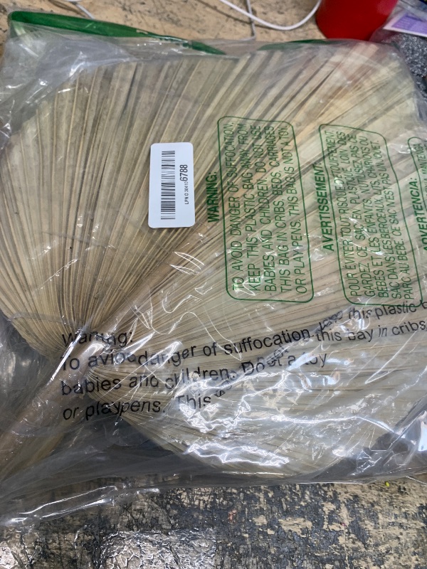 Photo 1 of 105 Pcs Boho Dried Pampas Grass Decor Bulk, Large Dried Palm Spears Bunny Tails Pampas Reed Grass Dried Palm Leaves Dried Flower Bouquet Boho Centerpieces for Wedding Home Tables Decor