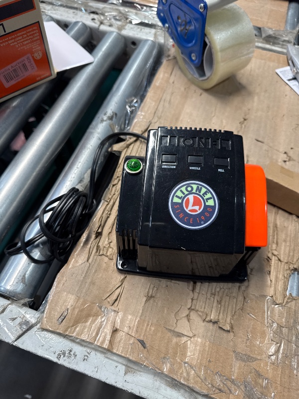 Photo 1 of ***(PARTS ONLY/ NON REFUNDABLE/ NO RETURNS OR REFUNDS)*****Doesn't power on***
Lionel CW-80 Model Train Transformer