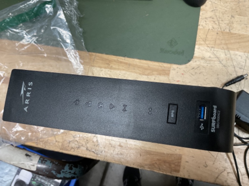 Photo 1 of ARRIS (SBG7600AC2) - Cable Modem Router Combo - Fast DOCSIS 3.0 & AC2350 WiFi ,Approved for Comcast Xfinity, Cox, Charter Spectrum & more , Four 1 Gbps Ports , 800 Mbps Max Internet Speeds