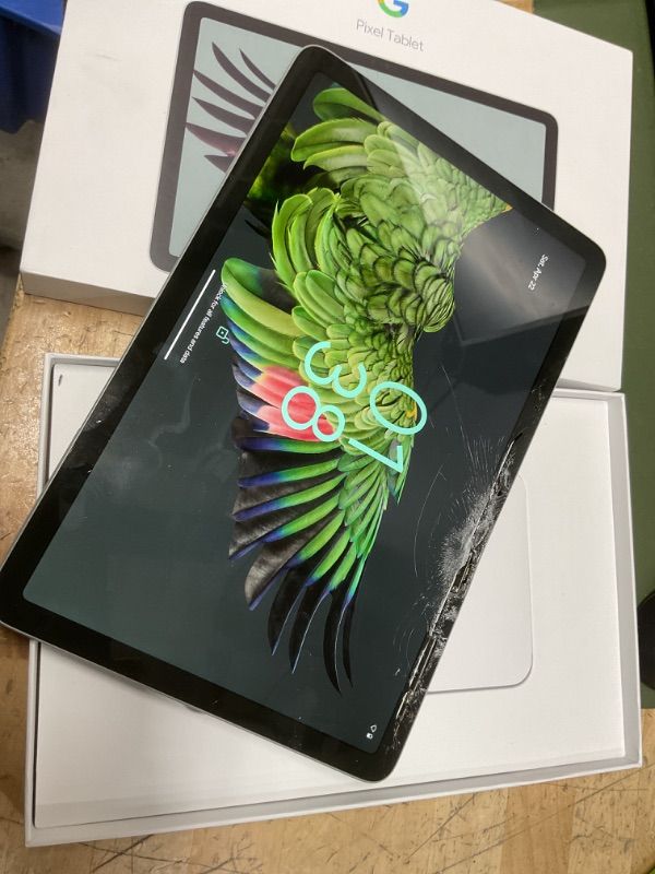 Photo 1 of SEE COMMENTS**Google Pixel Tablet - Android Tablet with 11-Inch Screen and Extra-Long Battery Life - Hazel - 8 GB RAM - 256 GB***CRACKED SIDE**SOLD AS IS **NO REFUND**