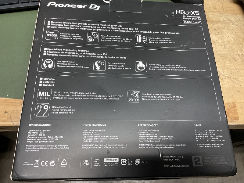 Photo 3 of **FOR PARTS ONLY** 
**ONE SIDE NOT FUNCTIONING CORRECTLY**
 Pioneer DJ HDJ-X5 Over-Ear DJ Headphones