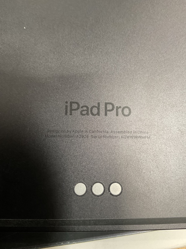 Photo 1 of Apple iPad Pro 13-Inch (M4): Built for Apple Intelligence, Ultra Retina XDR Display, 1TB, 12MP Front/Back Camera, LiDAR Scanner, Wi-Fi 6E + 5G Cellular, Face ID, All-Day Battery Life — Space Black