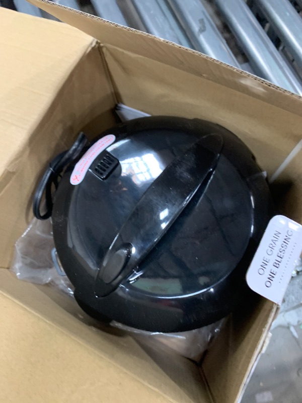 Photo 1 of AROMA Digital Rice Cooker, 4-Cup (Uncooked) / 8-Cup (Cooked), Steamer, Grain Cooker, Multicooker, 2 Qt, Stainless Steel Exterior, ARC-914SBD