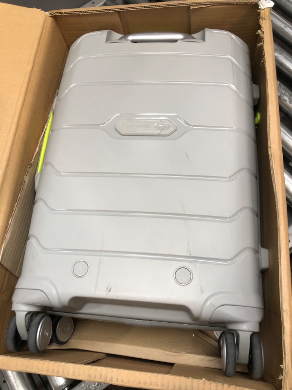 Photo 1 of Samsonite Freeform Hardside Expandable with Double Spinner Wheels