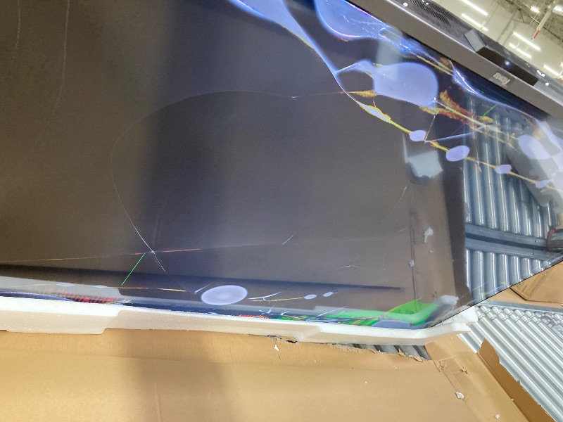 Photo 1 of 55" Class Plus Series QLED 4K Smart RokuTV