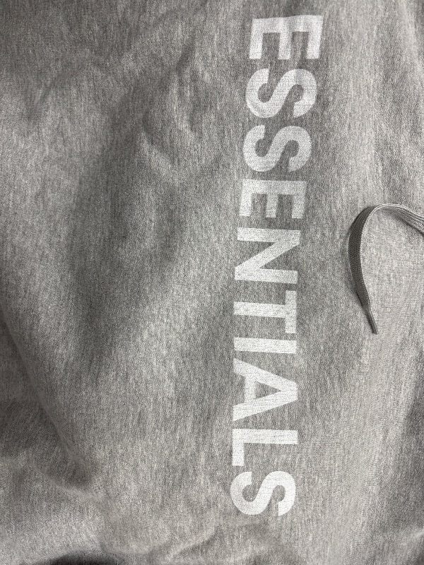 Photo 1 of Gray Gildan Hoodie LARGE 