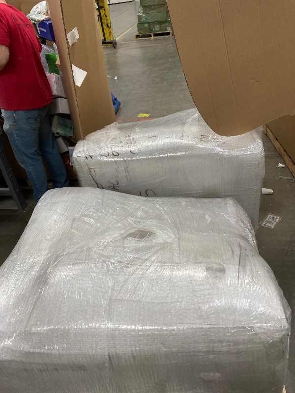 View 2 of ONLY 2 PIECES!!
Global United Furniture 9762, Italian Leather Sectional, 12 pieces with 4-Power Recliners & Console Set in Camel color.