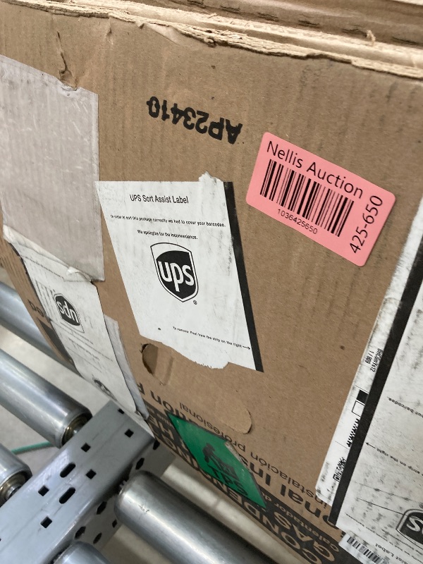 Photo 1 of Rheem RTGH-95DVLN-3 RTGH Series 9.5 GPM 199,900 BTU 120 Volt Residential Indoor Natural Gas Tankless Water Heater Stainless Steel