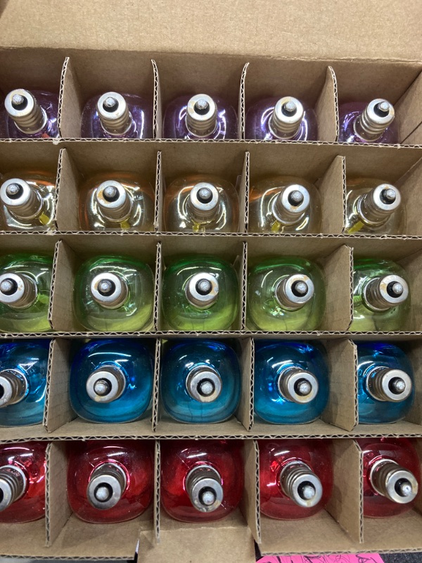 Photo 1 of C7 Replacement LED Light Bulbs, 25 Pack Clear Square Bulb fits E12 C7 Candelabra Screw Base Sockets, 1.2 Inch Dimmable Edison Light Bulbs for Indoor Home Outdoor Patio Decor, 2700K Warm White