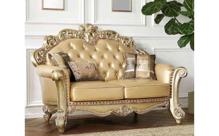 Photo 1 of Chair w 1 pillow 