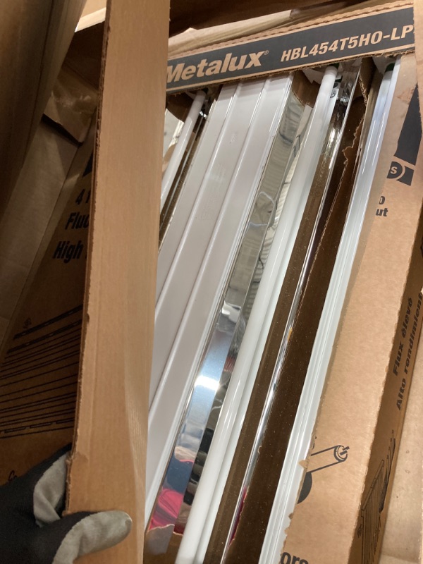 Photo 1 of 4-Light 2 ft. x 4 ft. White High Output Fluorescent High Bay