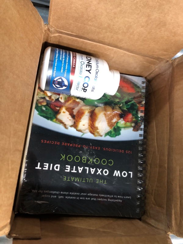 Photo 1 of (FAIR) The Low-Oxalate Anti-Inflammatory Cookbook: 75 Gluten-Free, Nut-Free, Soy-Free, Yeast-Free, Low-Sugar Recipes to Help You Stress Less and Feel Better Hardcover – November 27, 2018
