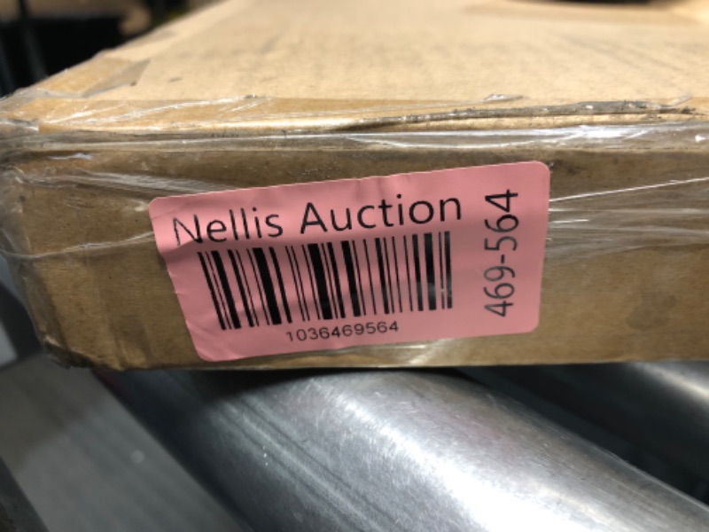 Photo 1 of ***FACTORY SEALED***
Safety 1st Easy Install Walk Through Gate