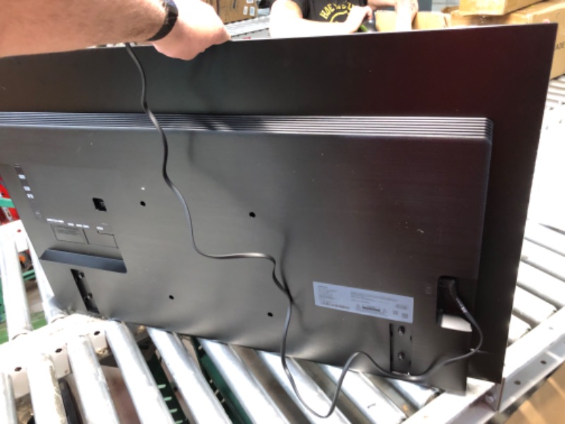 Photo 1 of SAMSUNG 42-Inch Class OLED 4K S90D Series HDR Smart TV w/Dolby Atmos, Object Tracking Sound Lite, Motion Xcelerator, Real Depth Enhancer, 4K AI Upscaling, Alexa Built-in (QN42S90D, 2024 Model)