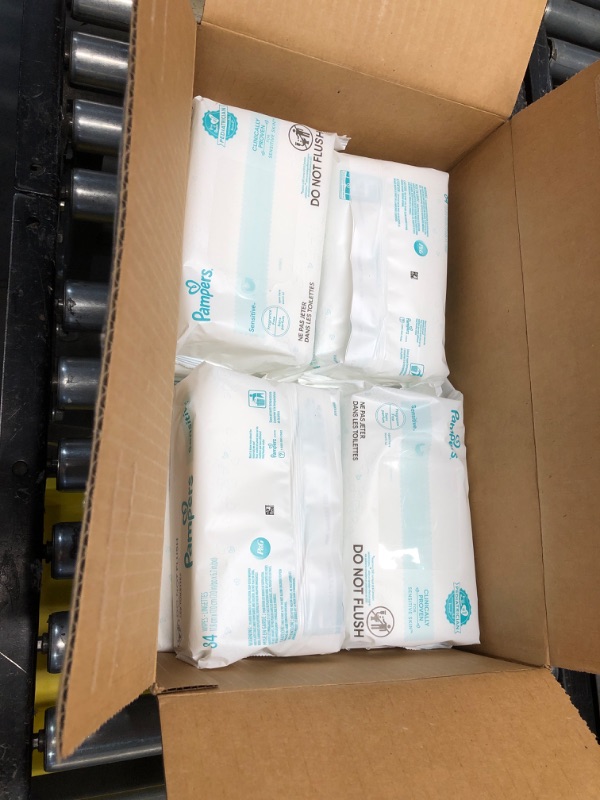 Photo 1 of (FAIR) Pampers Sensitive Baby Wipes, Water Based, Hypoallergenic and Unscented, 8 Flip-Top Packs, 4 Refill Packs (1008 Wipes Total)