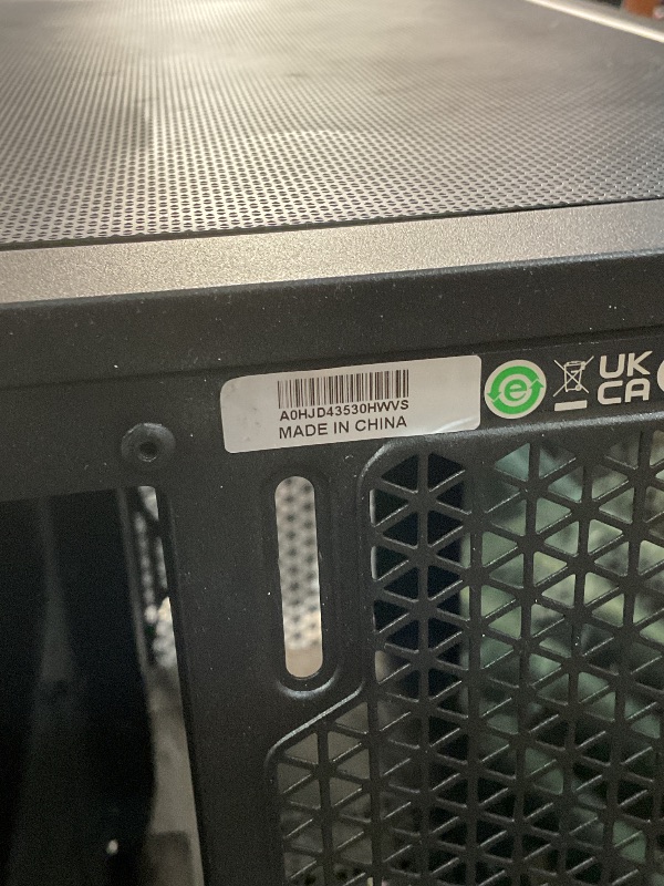 Photo 1 of (Used)(damaged)(incomplete)CORSAIR 4000D AIRFLOW Tempered Glass Mid-Tower ATX Case - High-Airflow - Cable Management System - Spacious Interior - Two Included 120 mm Fans - Black