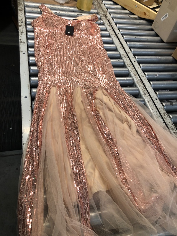 Photo 1 of ***(STOCK PHOTO FOR REFERENCE ONLY/ COLOR AND SHAPE MAY VARY)***
Sequin Dresses for Women Mother of The Bride Dress Evening Party Dress Champagne Gold XXL